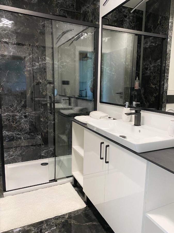 Capital Towers - Apartament Modern Z Widokiem Na Rzeke Rzeszów Εξωτερικό φωτογραφία